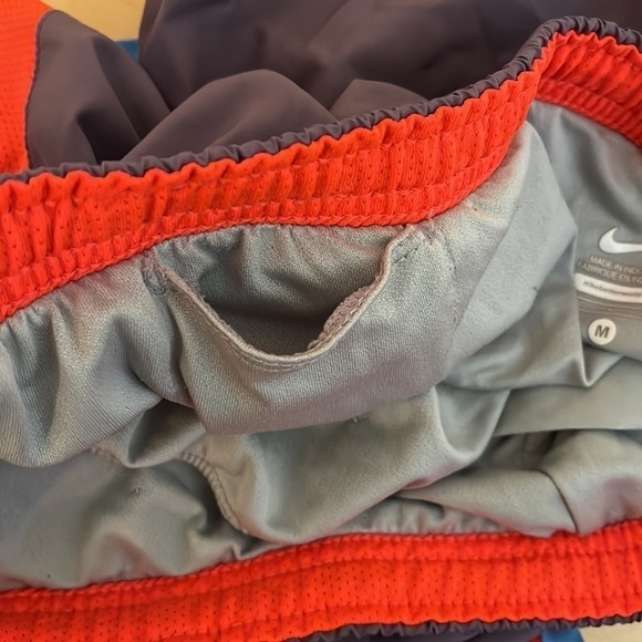 𝅺NIKE Athletic Running Shorts - Picture 12 of 13